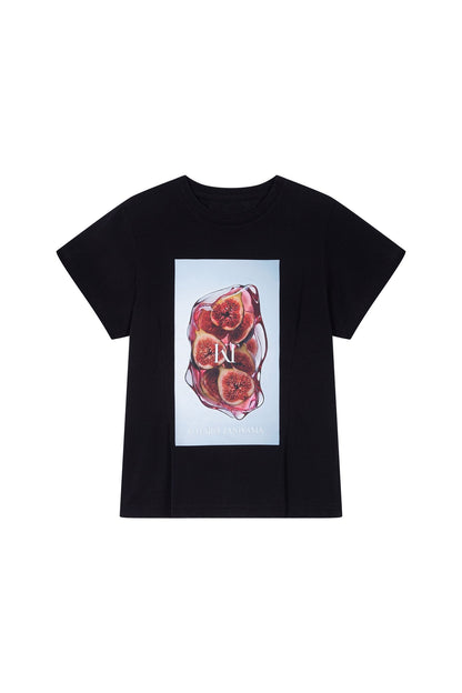 Waist shaped T-shirts front