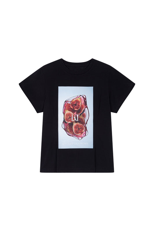 Waist shaped T-shirts front